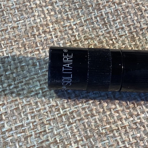 Maglite Solitaire Mini Flashlight in Black new