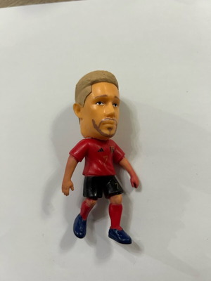 De Bruyne football figure used