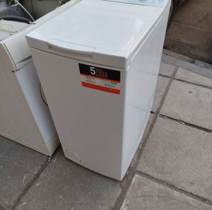 Πλυντήριο INDESIT 5 κιλών σε άριστη κατάσταση