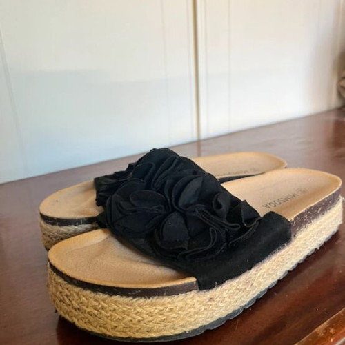 Mimosca platform sandals size 38 like new, black and beige
