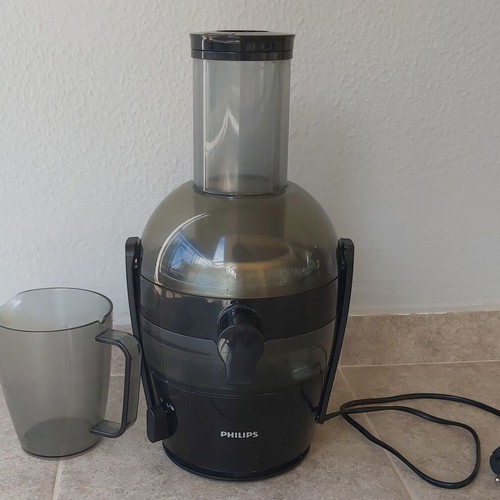 Philips Juicer HR1855 800Watt like new