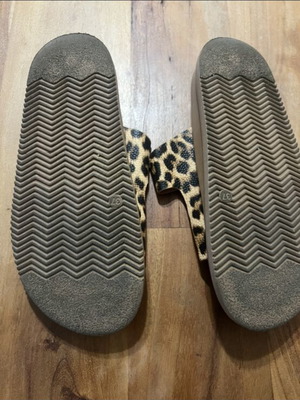 Fred leopard print slippers size 37