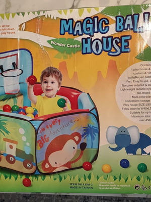 Magic Ball House φουσκωτή πισινούλα με πολύχρωμες μπάλες και καλάθι μεταχειρισμένη