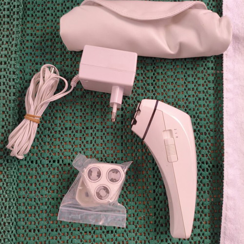 BaByliss Glamour Type 712 vintage hair removal device with accessories and box