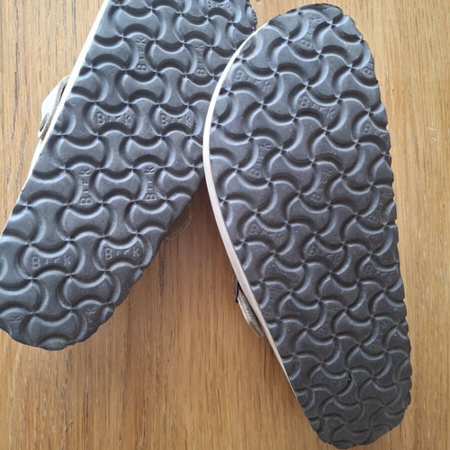 Birkenstock clogs like new, size 40, beige