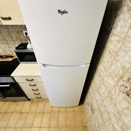 Whirlpool WTE 2921 NFW Refrigerator NoFrost A+ Like New