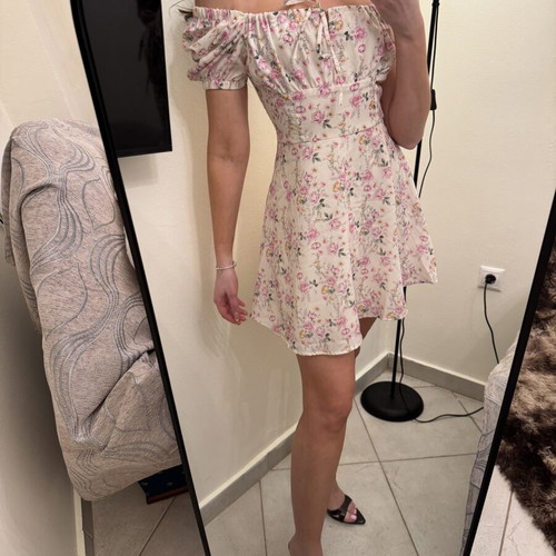 Mini floral dress Small like new, white multicolor by Decoro