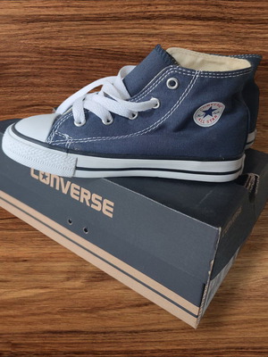 Converse authentic kids shoes size 26 navy blue new