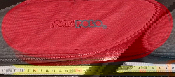 ΠΡΟΣΦΟΡΑ ΓΙΑ ΛΙΓΕΣ ΜΕΡΕΣ - Κασετίνα Polo 23cm σε πάρα πολύ καλή κατάσταση. Δώρο μεγάλες ξυλομπογιές