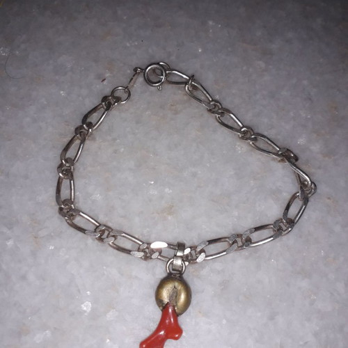 Silver bracelet used with coral vintage chain