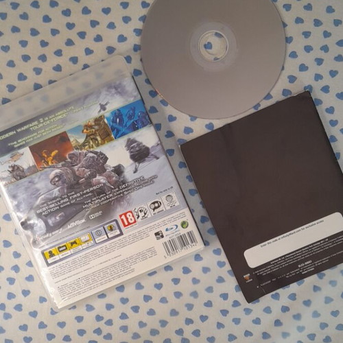 Call of Duty Modern Warfare 2 PS3 game like new, complete