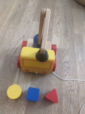 IKEA wooden toy like new with magnet