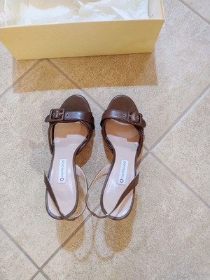 L'Autre Chose brown sandals, new, size 37.5