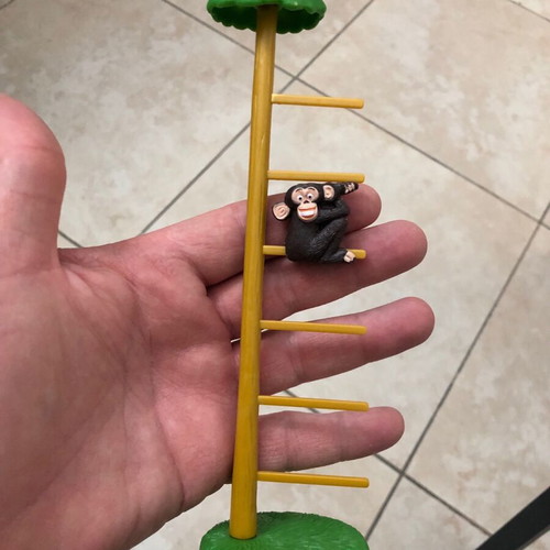 Madagascar chimpanzee used, Happy Meal toy 20 cm