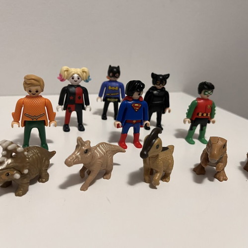 Kinder Surprise Miniatures like new, 4 dinosaurs and 6 Playmobil Marvel heroes