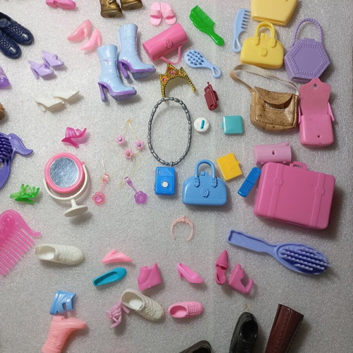 Barbie and My Scene accessories pack like new, 60+ pieces