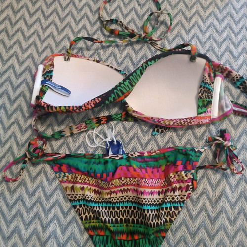 Pink Woman swimsuit medium new, bottom medium, top medium large