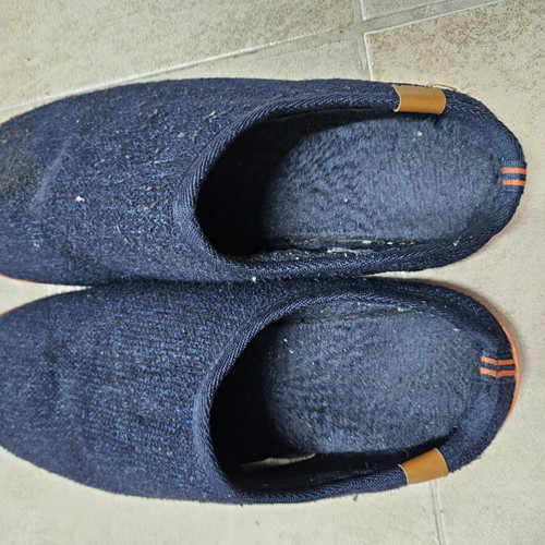Marks & Spencer men's slippers used, size 44, blue, anatomical sole