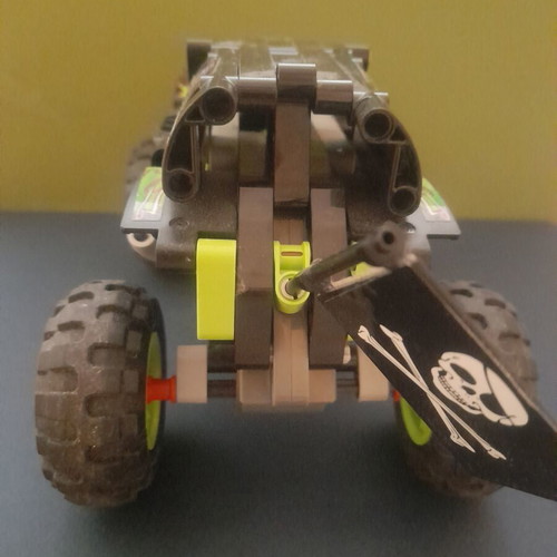 Lego Technic 42118 Monster Jam Grave Digger 2-in-1 set like new