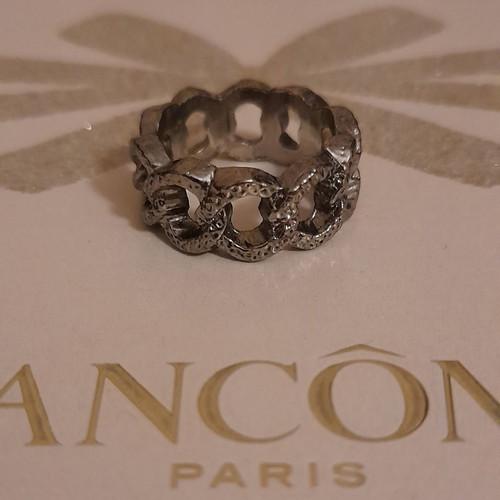 Ring new with chain design silver
