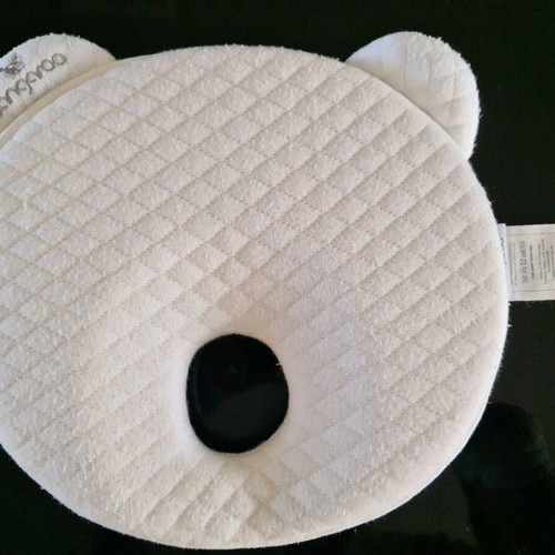 Cangaroo baby memory foam side head pillow Pooh slightly used
