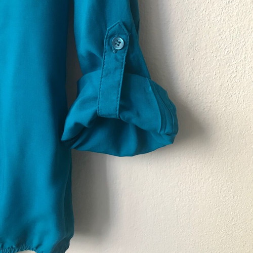 Bershka blouse long sleeve in petrol color like new
