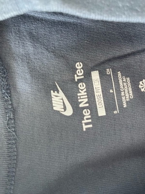 Nike t shirt