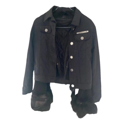 Short black reversible jacket with faux fur cuffs