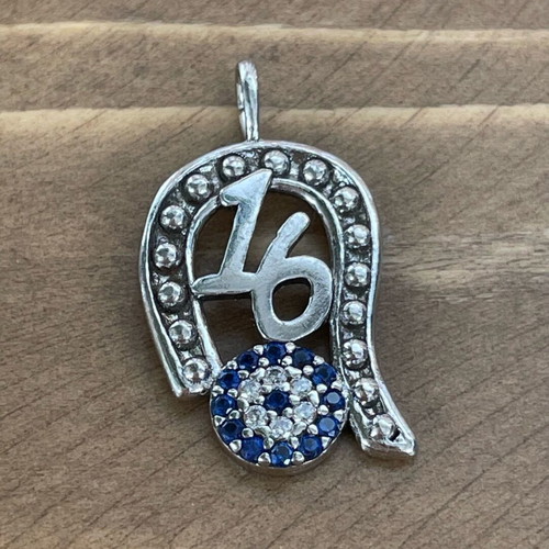 Silver pendant 925 with eye, horseshoe and number 16 like new