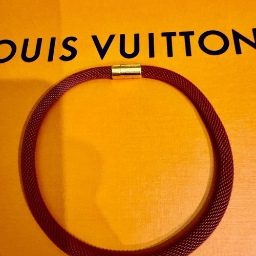 Bordeaux necklace Folli Follie like new