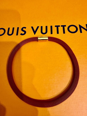 Bordeaux necklace Folli Follie like new