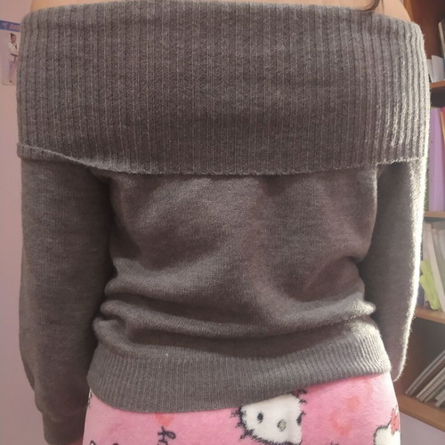 Pullover new gray