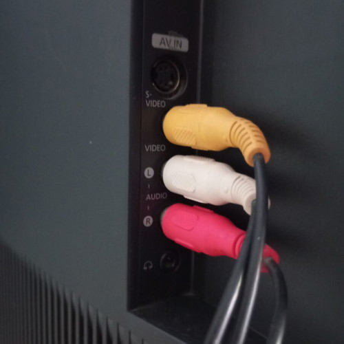 Samsung 46" TV used with Xiaomi Mi TV Stick and 2 HDMI ports