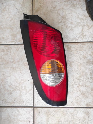 Πίσω αριστερό φανάρι Hyundai Atos '01-'03 μεταχειρισμένο σε άριστη κατάσταση