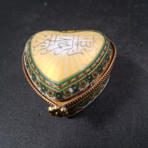 Jewelry boxes used, pack of 4 small