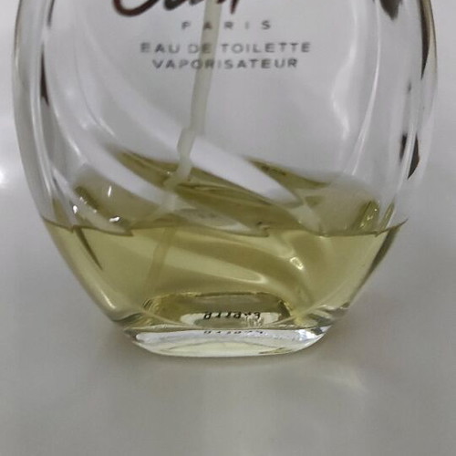 Crystal perfume used with small quantity