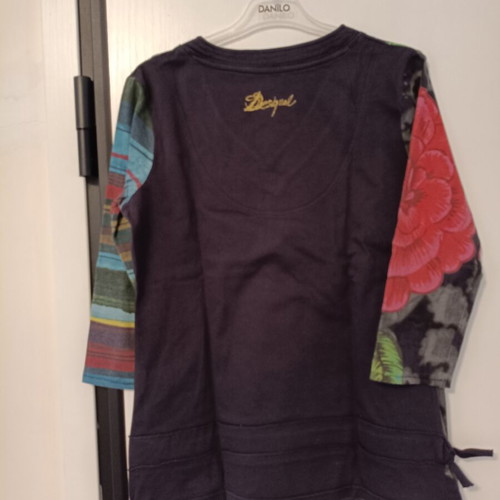 Desigual women's blouse like new with floral design and strass details