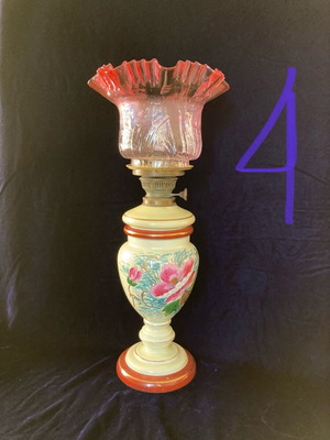 Antique glass oil lamp like new, height 52cm