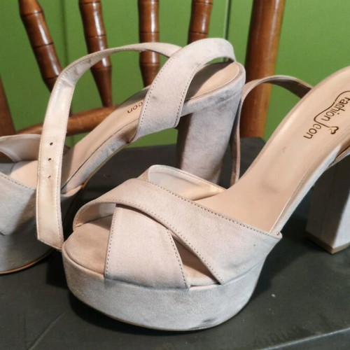 Fashion Icon 12cm platform sandals size 41 beige like new