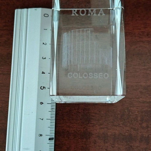 Glass decorative set of 2, like new