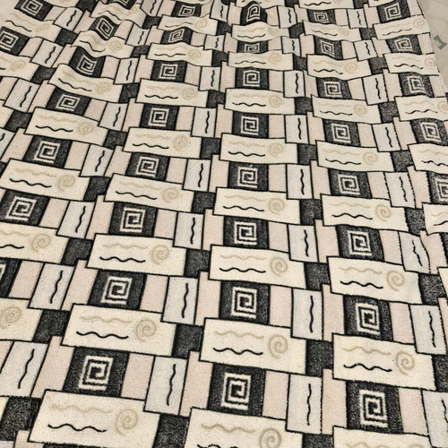 Warm blanket used, black gray and white, 2.22m x 2.10m