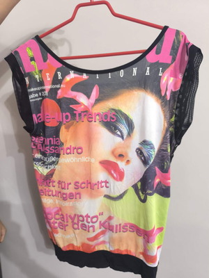 Blouse with sexy back