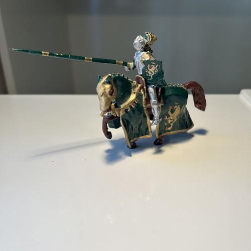 Four lead knights used, one shield detached