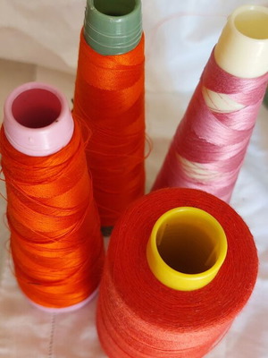Threads used, pack of 14 pieces