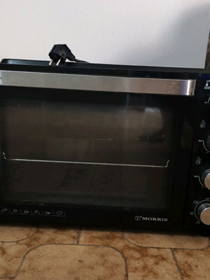 Morris electric oven like new 48 liters with convection function