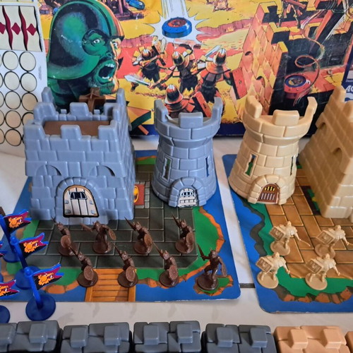 Crossbows and Catapults Grand Battleset board game Action GT