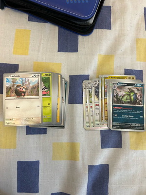Pokemon κάρτες JTG καινούργιο σετ 67 κάρτες με 16 holo και 50 common