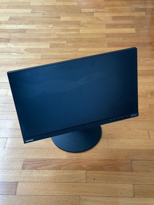Lenovo ThinkVision T23i-10 23" Full HD monitor used, broken screen for parts