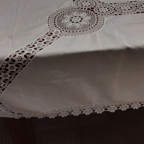 Linen tablecloth with lace and embroidery, unused, 2x1.60 with 6 napkins