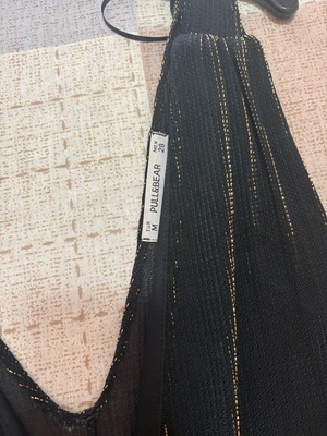 Pull&Bear black bodysuit with transparency and V neckline like new, size M